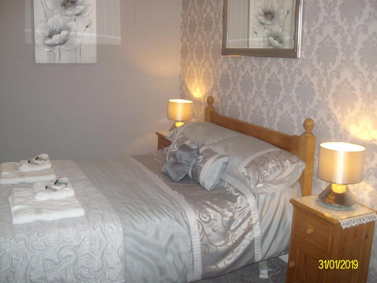 Kelvin House Hotel ทอร์คิ ภายนอก รูปภาพ